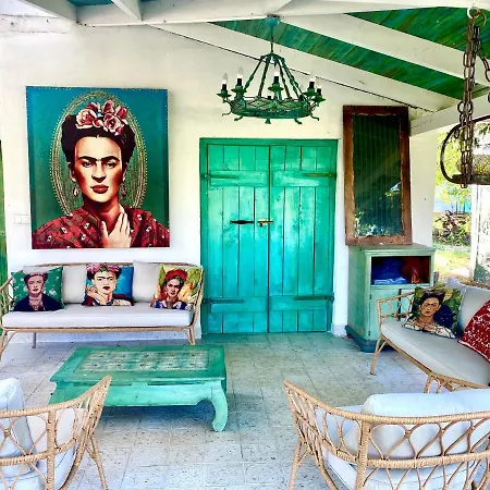 Bohemian Weekendhouse At Lake Balaton Chalet *